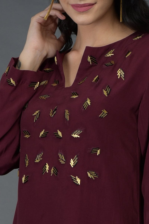 SCATTERED LEAVES TUNIC TOP