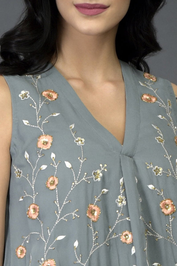 DOVE GREY FLORAL TUNIC TOP
