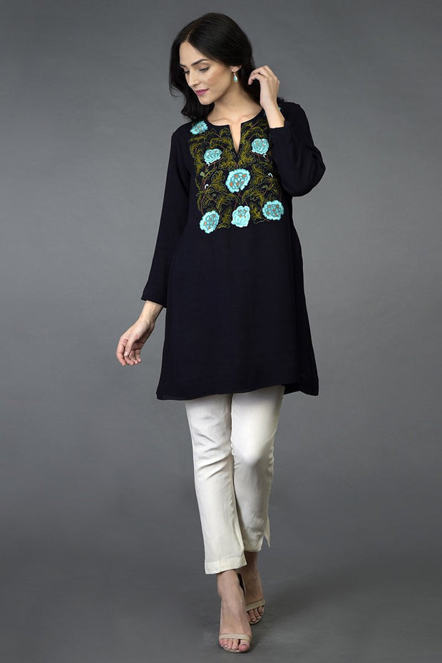 MIGNIGHT FLOWERS TUNIC TOP