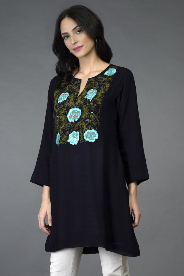 MIGNIGHT FLOWERS TUNIC TOP