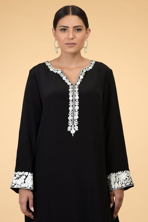 BLACK IVORY KAFTAN