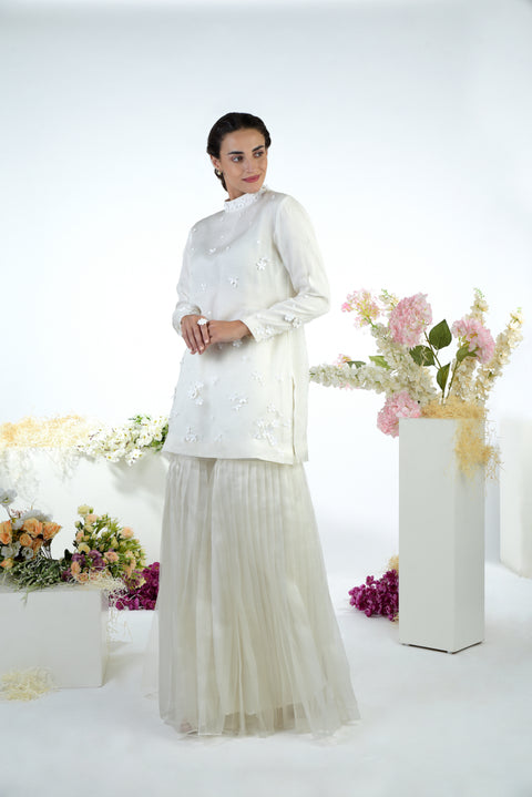 Ashen White Tunic Set