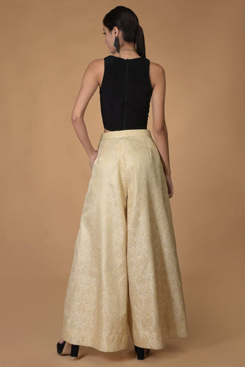 CLASSIC CHAMPAGNE DIVIDER SKIRT SET